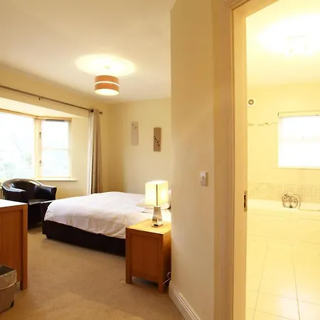 Дом отдыха Ardmullen 4-bedroom Holiday