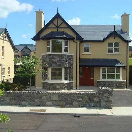 Ardmullen 4-bedroom Holiday Дом отдыха Кенмар