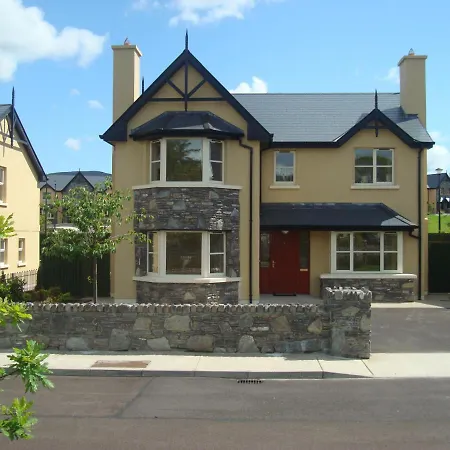 Ardmullen 4-bedroom Holiday Кенмар